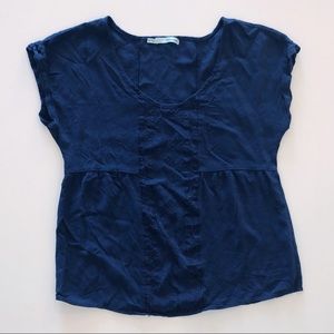 Maurices Navy Short Sleeve Embroidered Top M